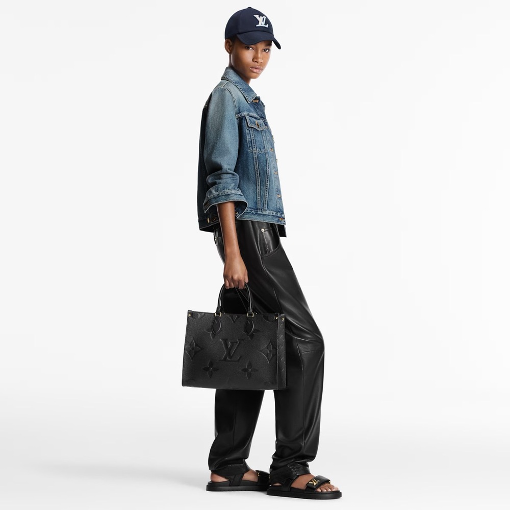 Louis Vuitton Black Embossed Shoulder Bag - Picture 2 of 7